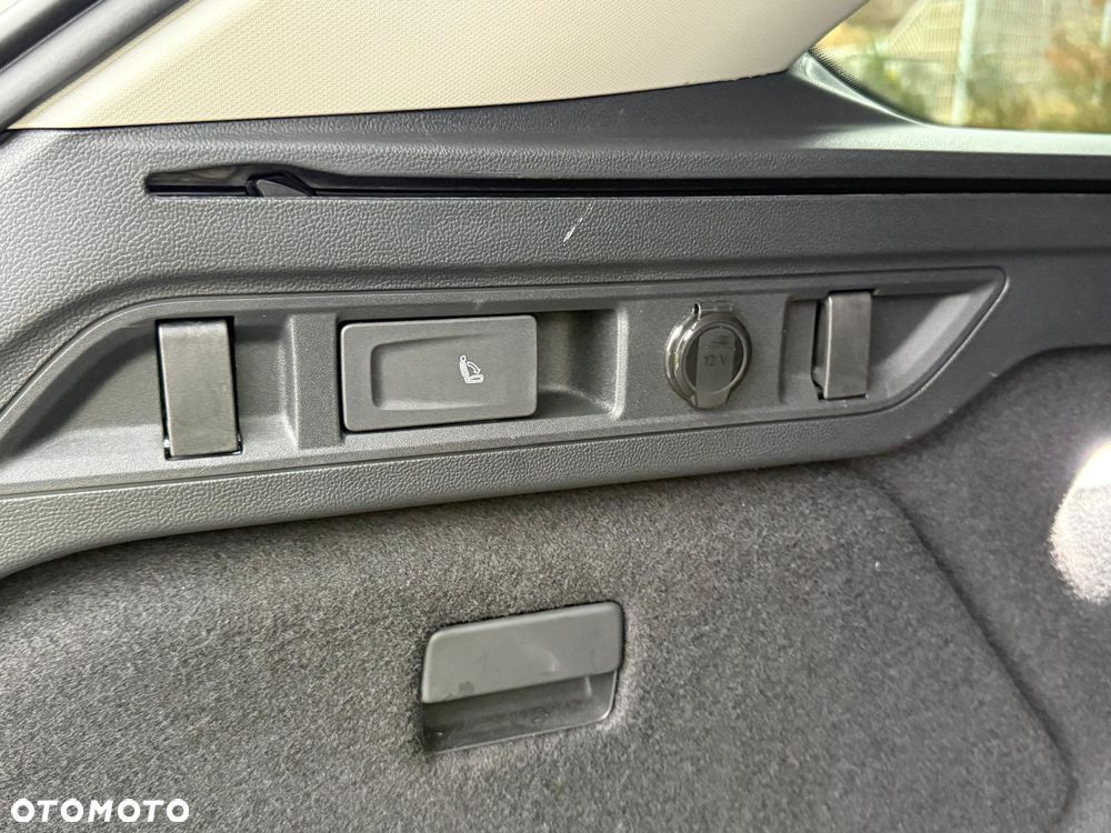 Skoda Superb 2.0 TDI 4x4 DSG Ambition - 34