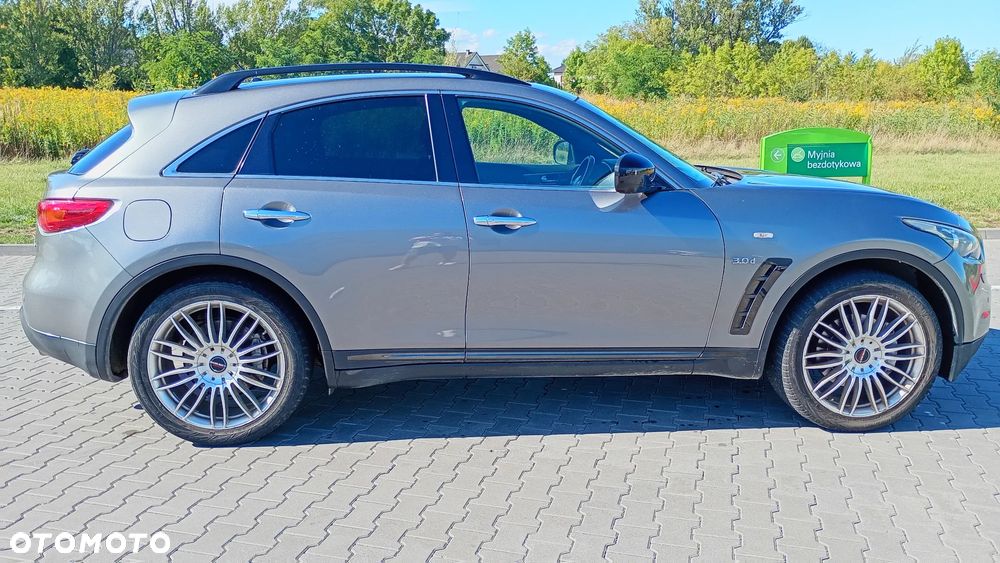 Infiniti QX70 3.0d AWD S Premium - 5