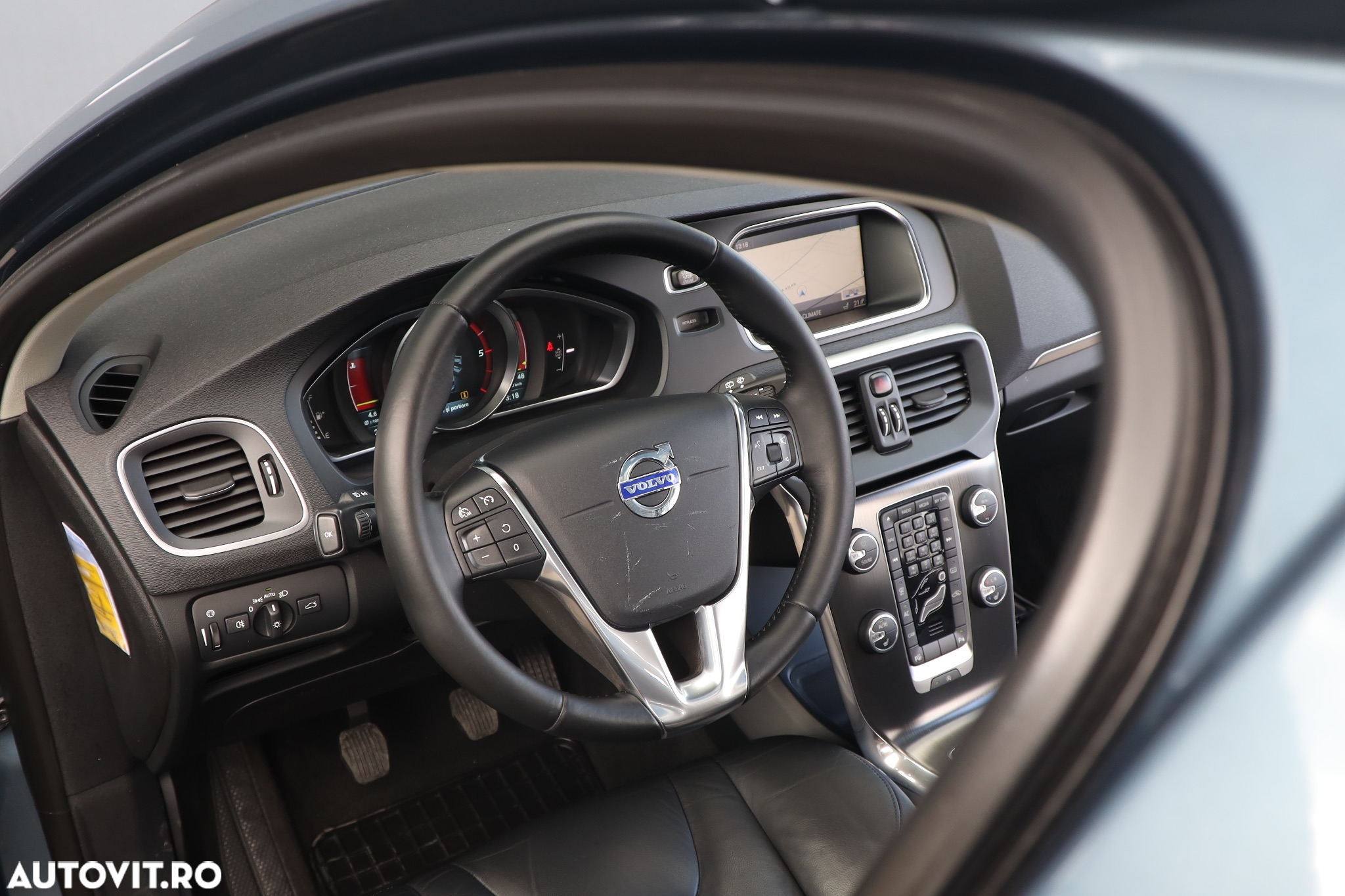 Volvo V40 D2 - 26