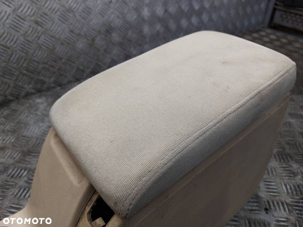 TUNEL ŚRODKOWY PODŁOKIETNIK VOLKSWAGEN PASSAT B5 FL LIFT - 2