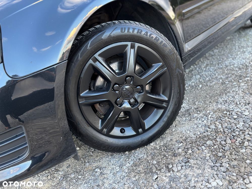 Audi A3 Sportback - 16
