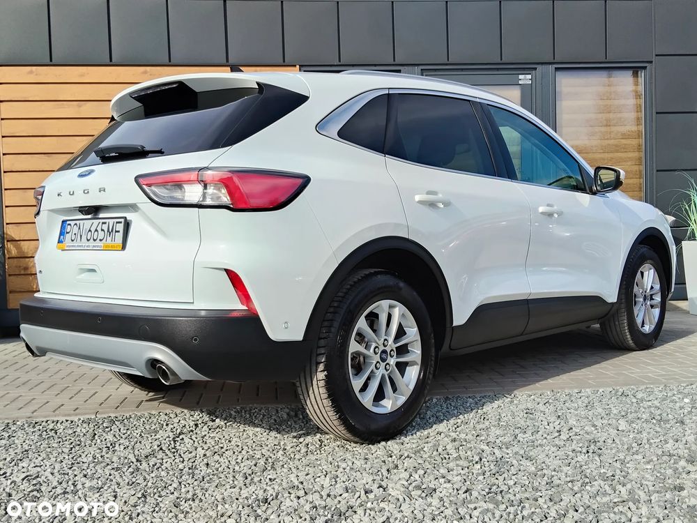 Ford Kuga 2.0 EcoBlue 4x4 TITANIUM - 39