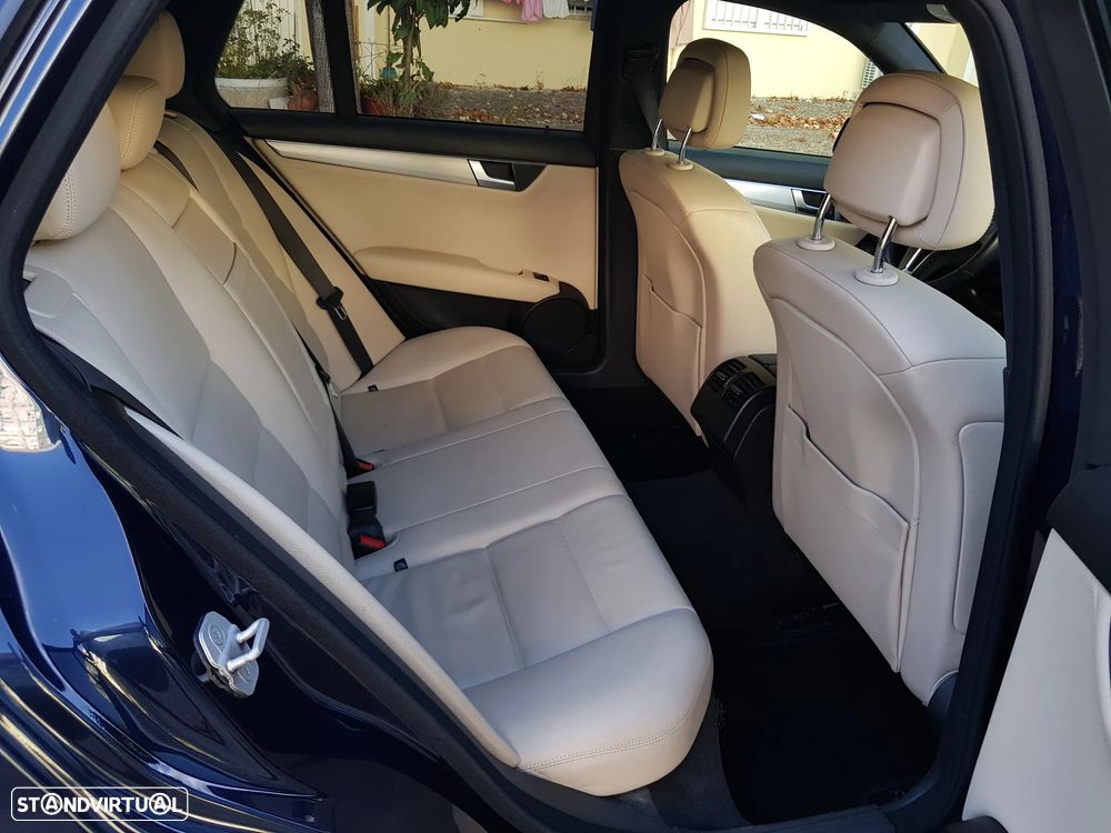 Mercedes-Benz C 220 - 42