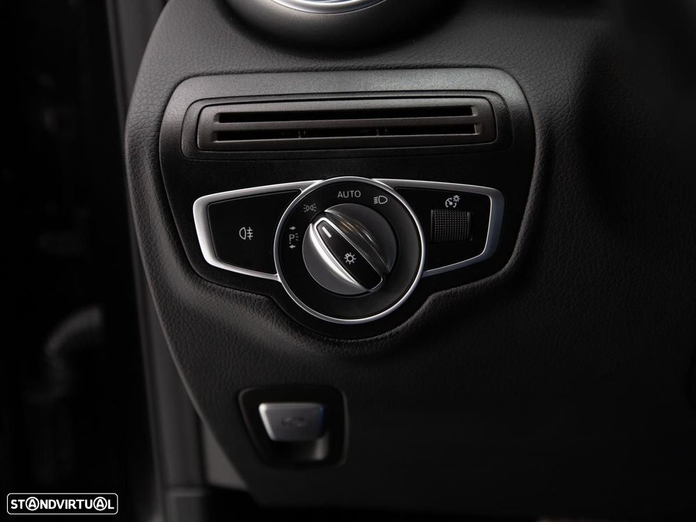 Mercedes-Benz GLC 300 de 4Matic - 21