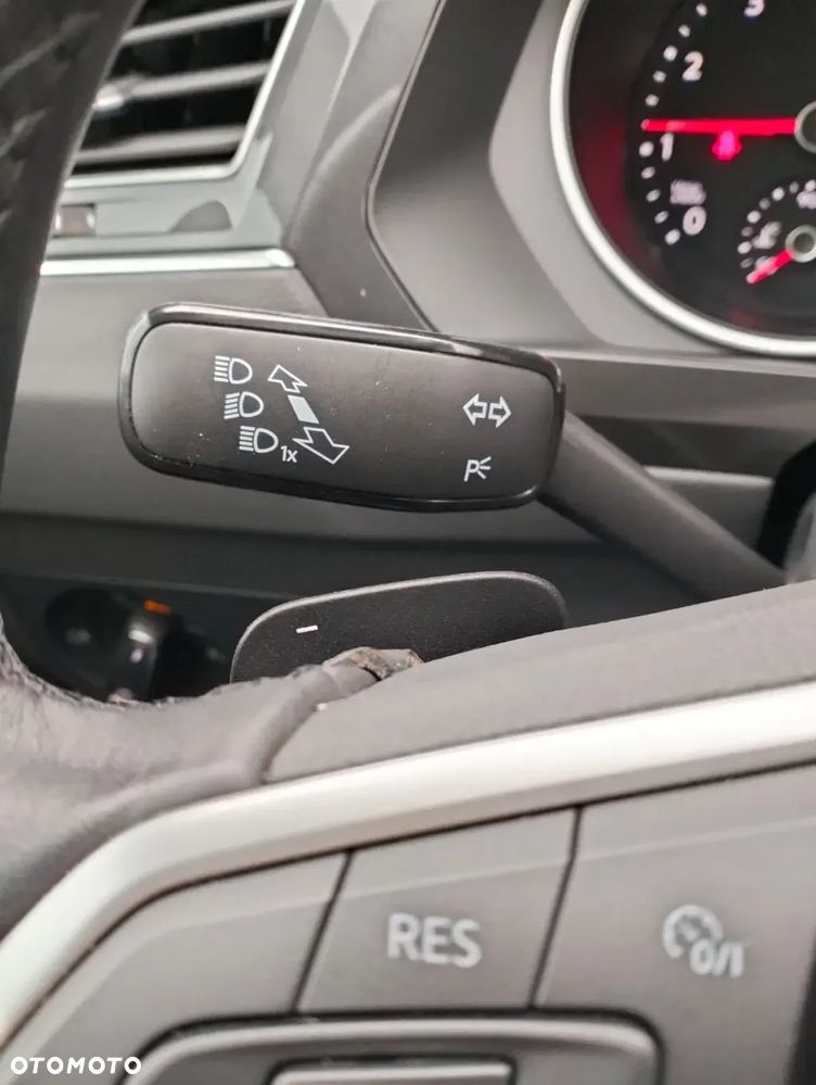 Volkswagen Tiguan 2.0 TSI 4Mot Life DSG - 7