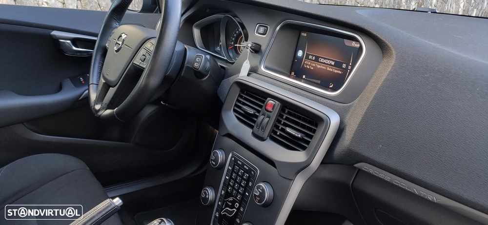 Volvo V40 Cross Country 2.0 D3 - 20