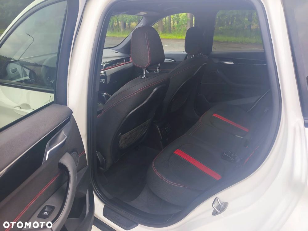 BMW X1 xDrive18d M Sport - 16