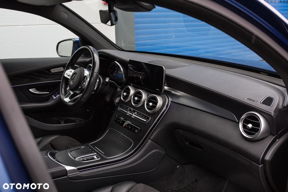 Mercedes-Benz GLC - 13