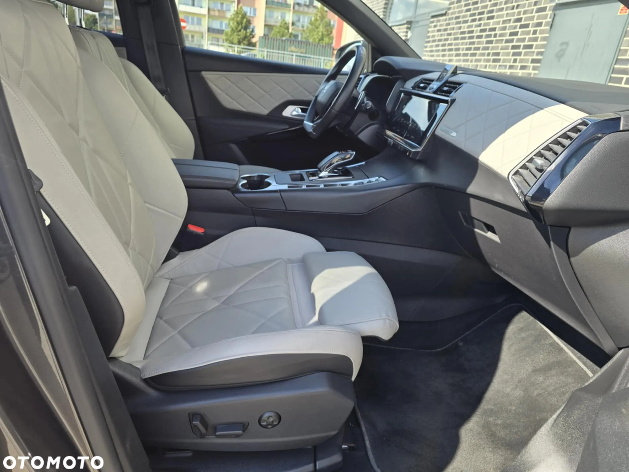 DS Automobiles DS 7 Crossback - 25