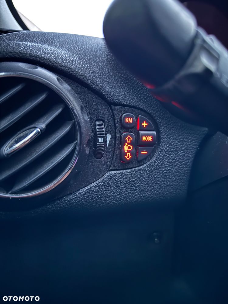 Alfa Romeo 147 1.6 Twin Spark 16V 120 - 25