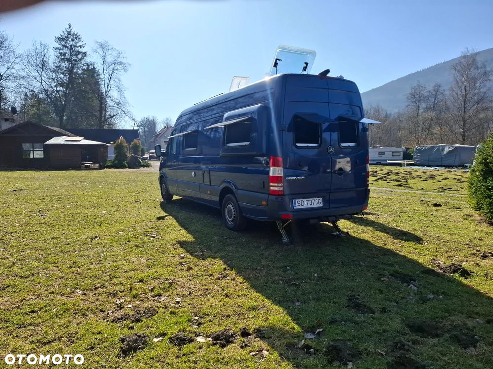 Mercedes-Benz sprinter - 24