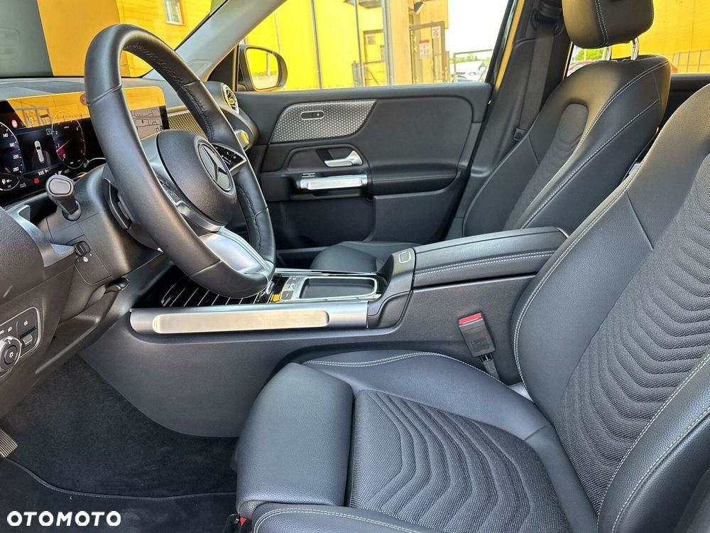 Mercedes-Benz GLB 200 Progressive 7G-DCT - 18