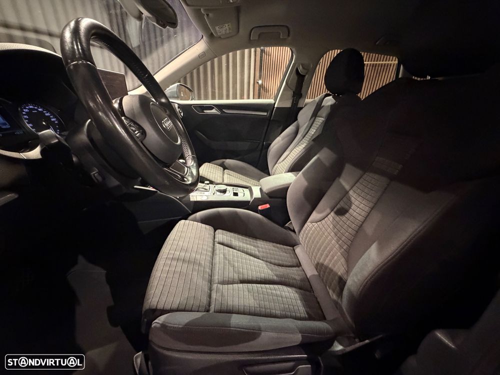 Audi A3 Sportback e-tron 1.4 TFSI Sport S tronic - 14