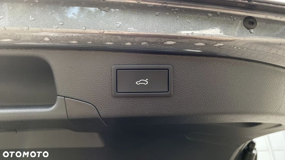 Volkswagen Passat 2.0 TSI Style DSG - 29