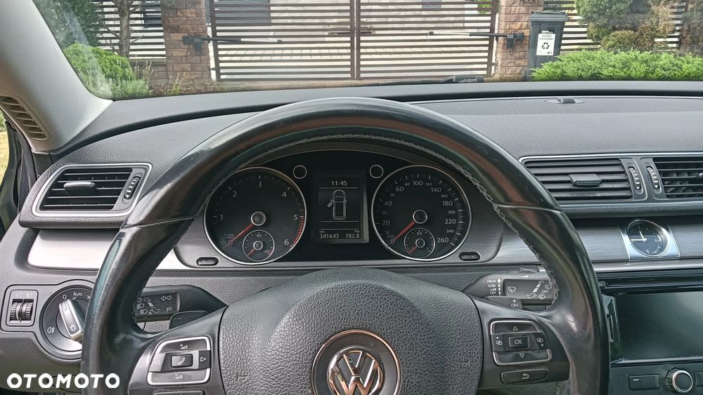 Volkswagen Passat 2.0 TDI Comfortline DSG - 7