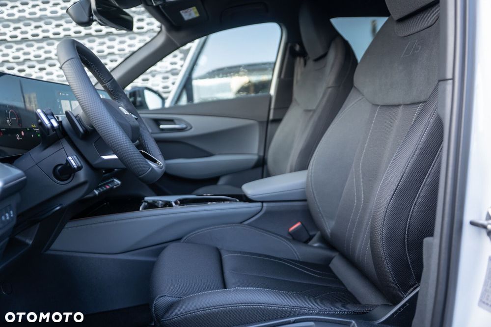 Audi Q3 TFSI quattro 195 kW - 14