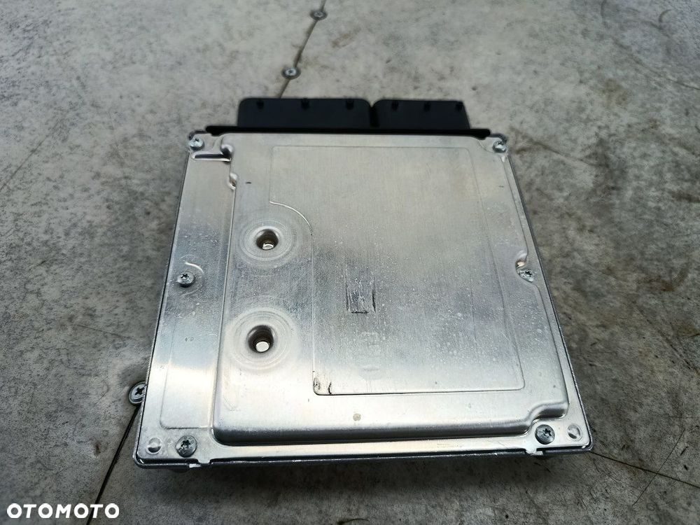 KOMPUTER, STEROWNIK BMW 3 E90 7552176  0261208582  BOSCH 2.0 16V 320i - 5