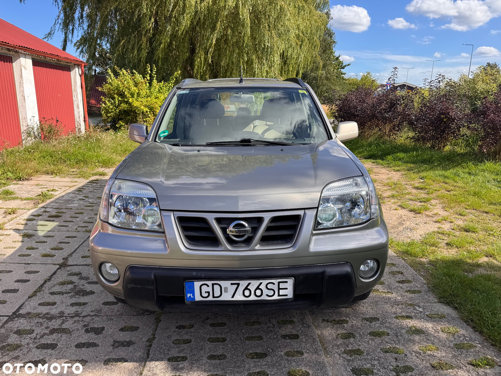 Nissan X-Trail 2.0 Luxury - 3