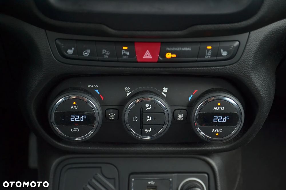 Jeep Renegade 1.6 MultiJet Limited Adventure Edition - 24