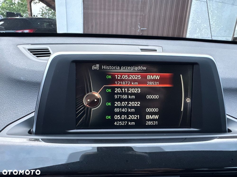 BMW X1 xDrive18d Sport Line - 32