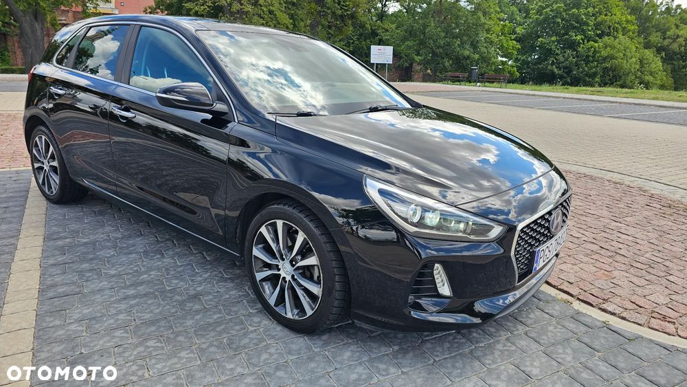 Hyundai i30 1.4 T-GDI Premiere Luxury DCT - 8