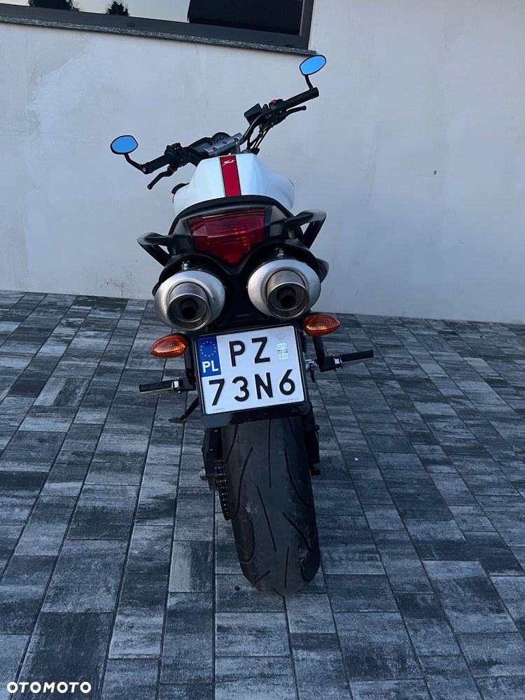 Yamaha FZ6 - 6