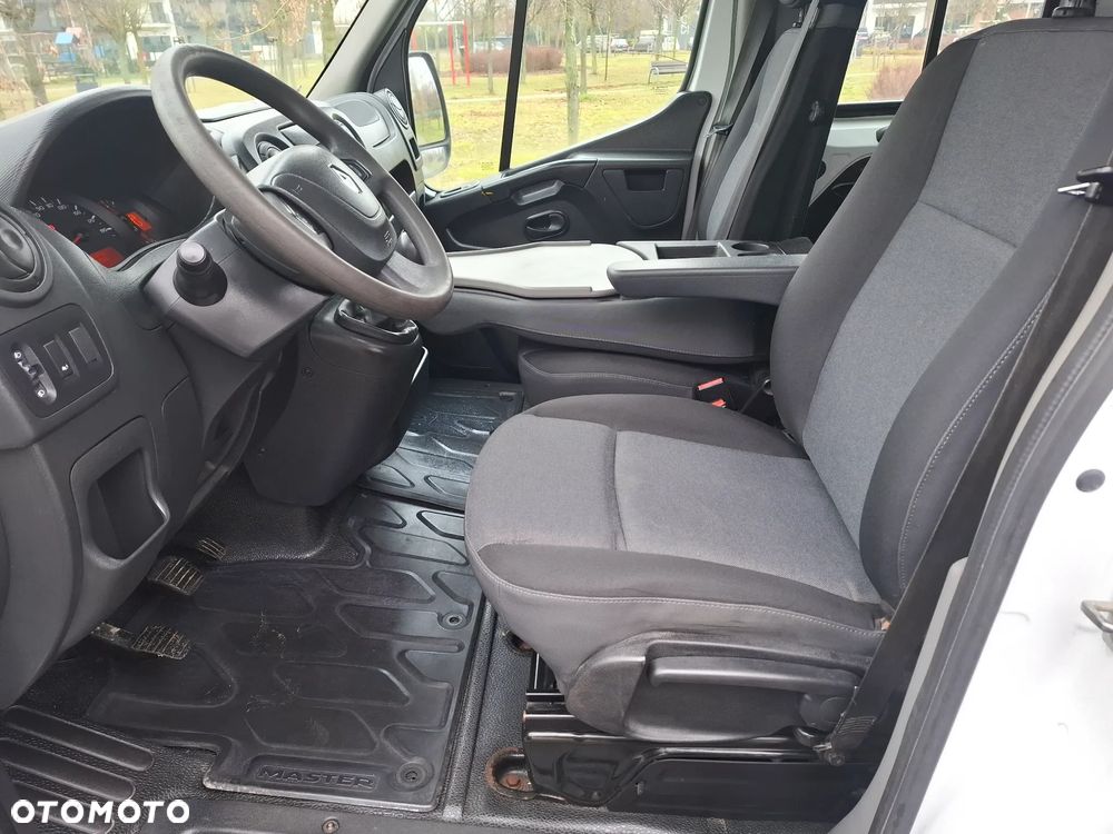 Renault Master 2.3 dci  7 osob brygadowka - 7