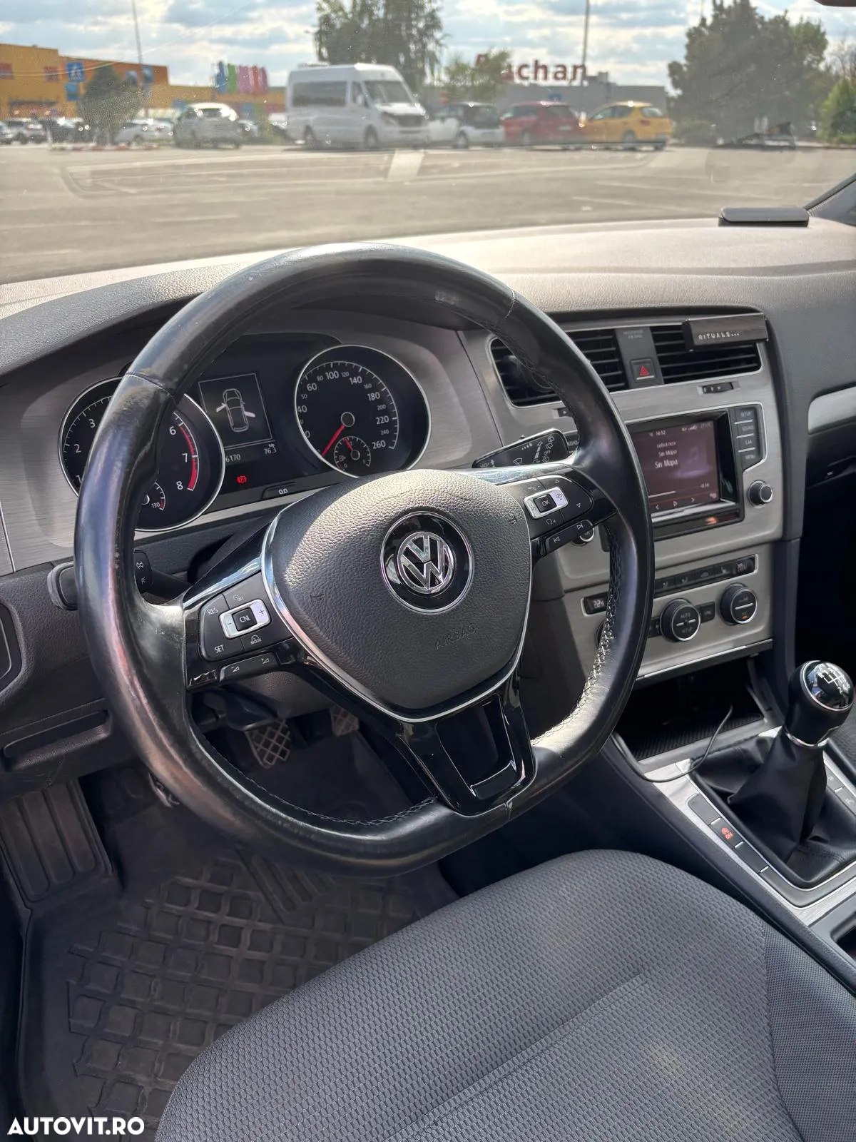 Volkswagen Golf 1.4 TSI BlueMotion Technology Comfortline - 14