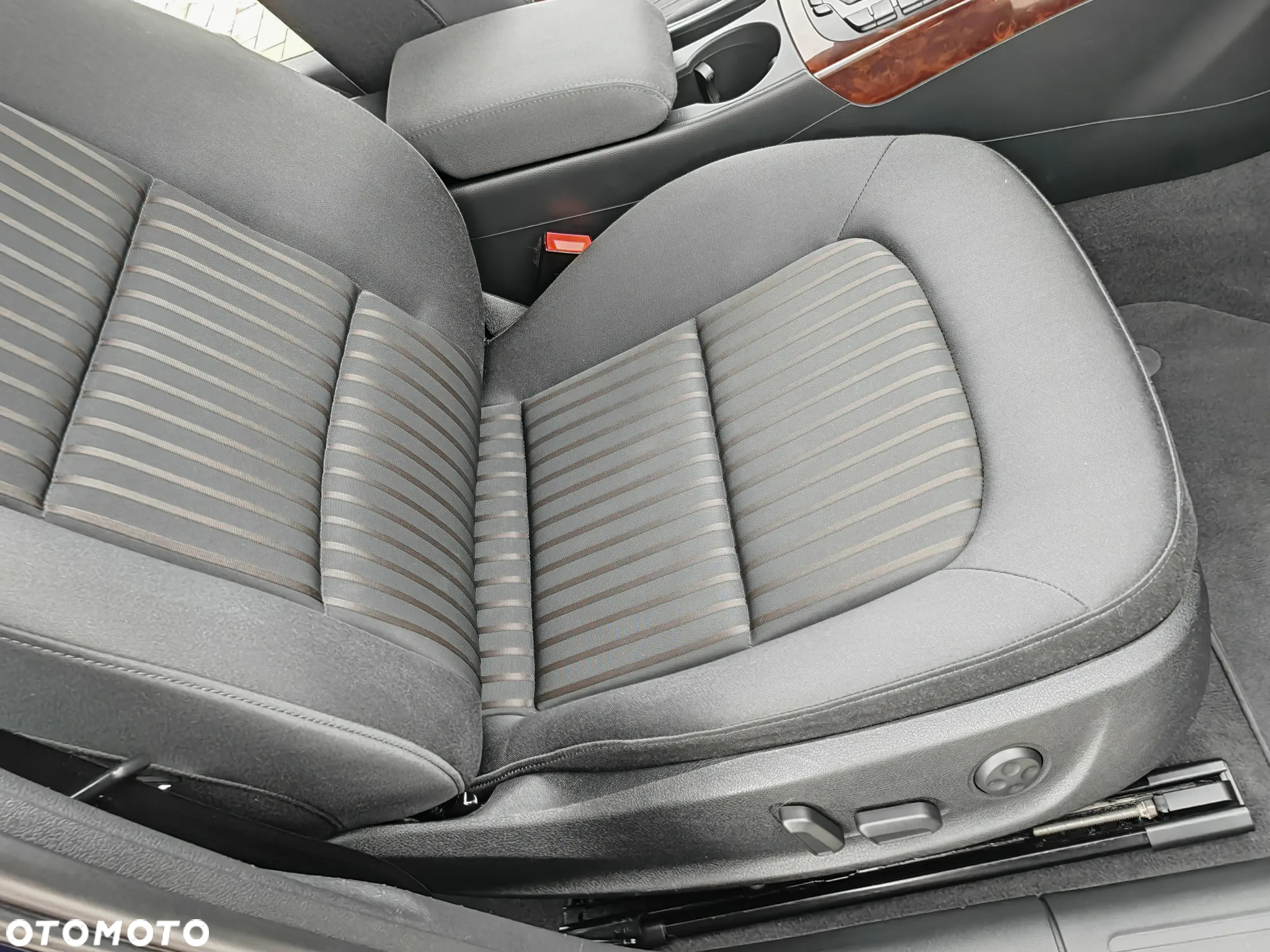 Audi A4 Avant 2.0 TFSI Attraction - 29