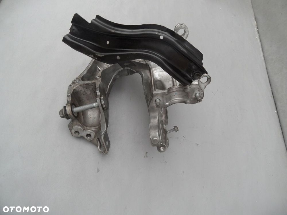 WSPORNIK ŁAPA SILNIKA WAHACZA MOCOWANIE AUDI 80A.399.296.K - 6