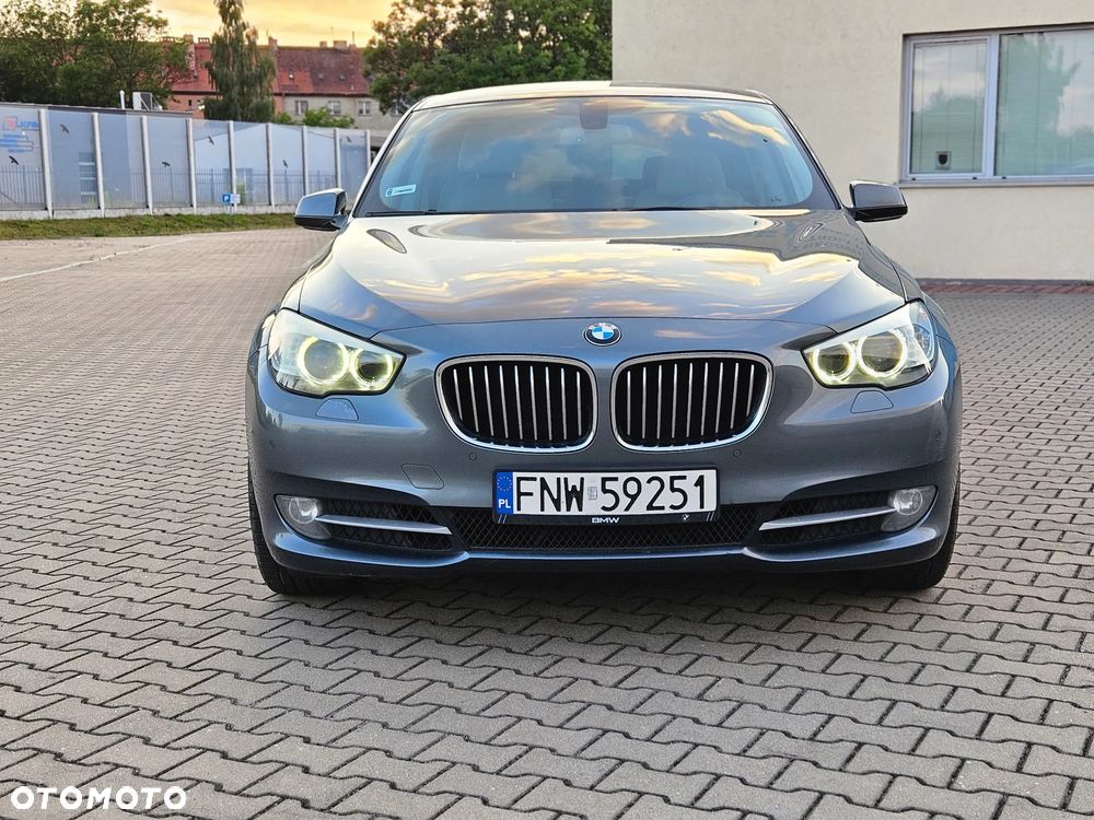 BMW 5GT 520d - 12