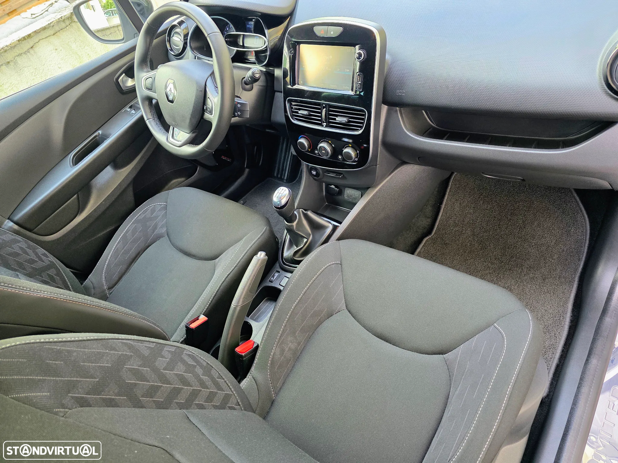 Renault Clio 0.9 TCe Limited Edition - 35