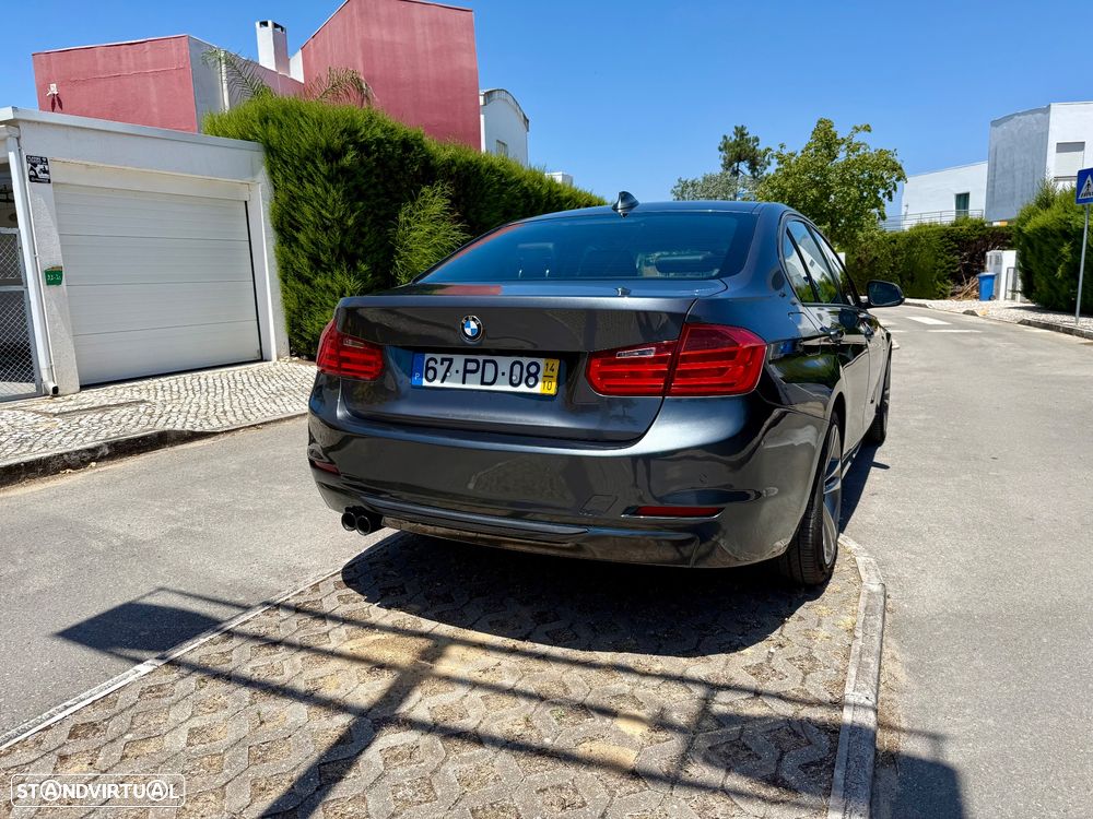 BMW 325 d Auto Line Sport - 13
