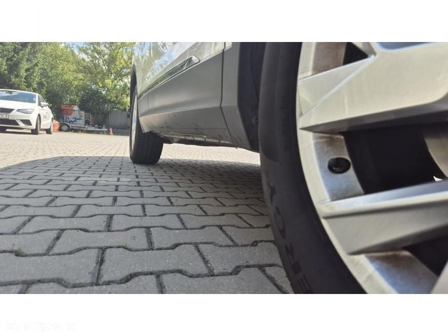 Volkswagen Tiguan - 6