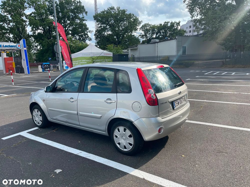 Ford Fiesta 1.3 - 8