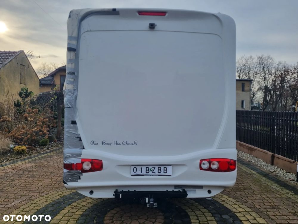 Mercedes-Benz 316 - 5