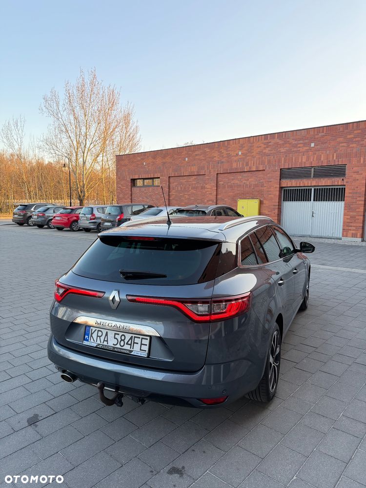 Renault Megane ENERGY TCe 140 EDC BOSE EDITION - 16