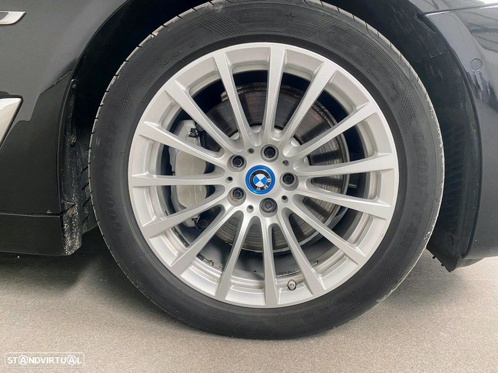 BMW 530 e - 42