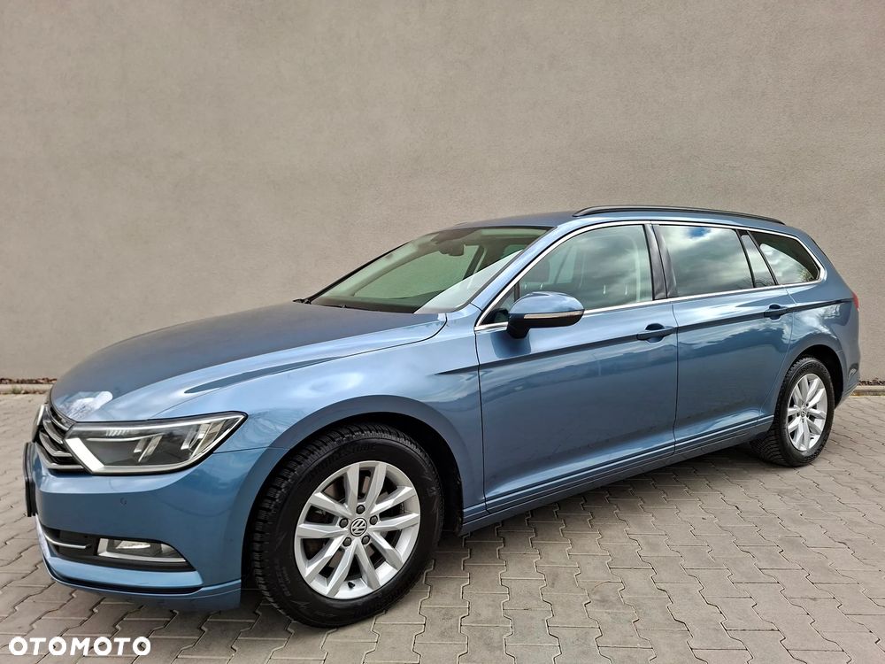 Volkswagen Passat - 2