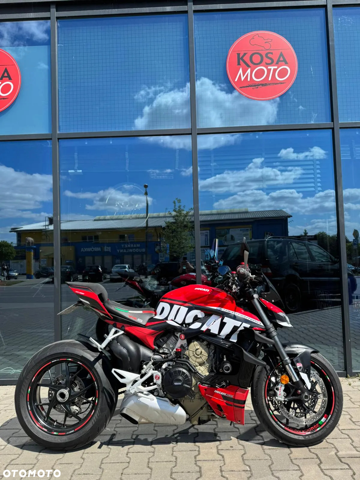 Ducati Streetfighter V4 - 14