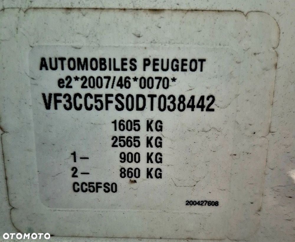 Peugeot 208 - 37