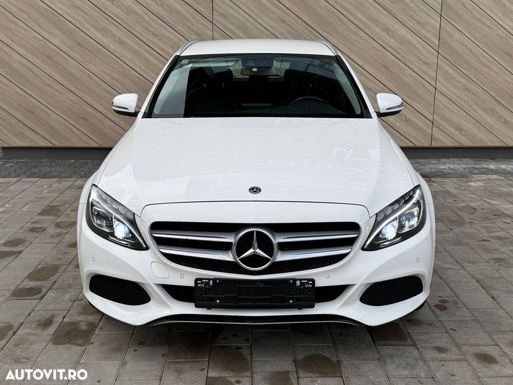 Mercedes-Benz C 220 d 4Matic T 9G-TRONIC Avantgarde - 9
