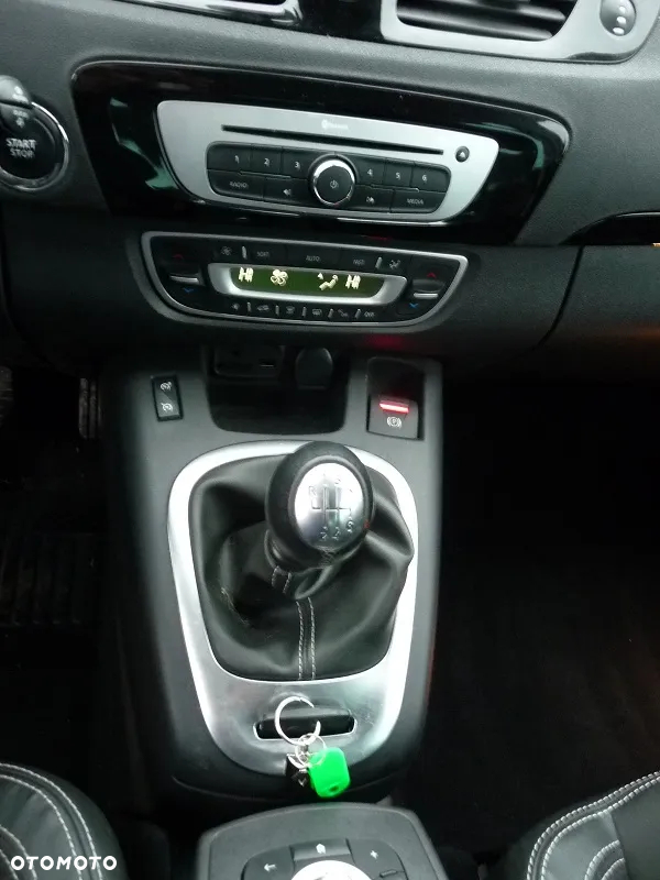 Renault Scenic 1.6 dCi Energy Bose - 18