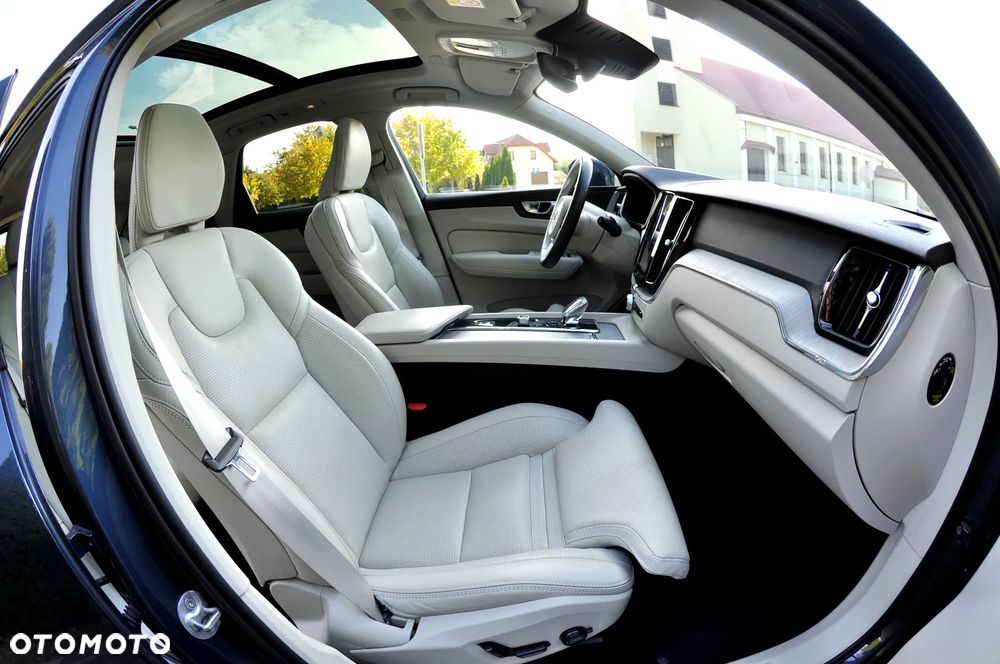 Volvo XC 60 B4 D AWD Geartronic Inscription - 27