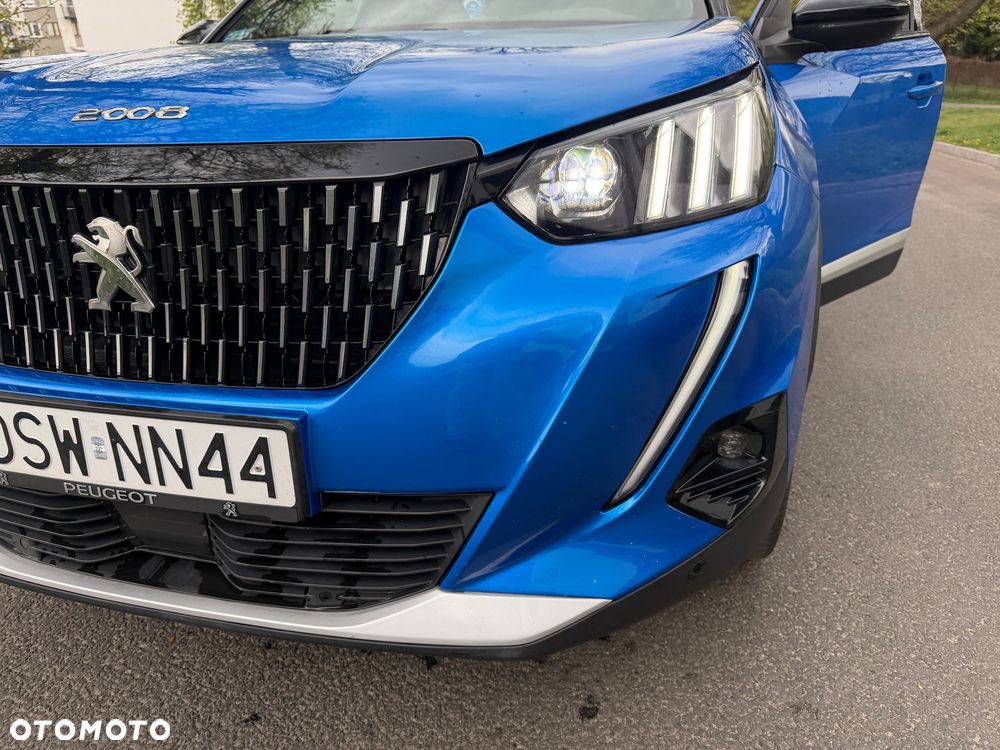Peugeot 2008 PureTech 155 EAT8 GT - 3