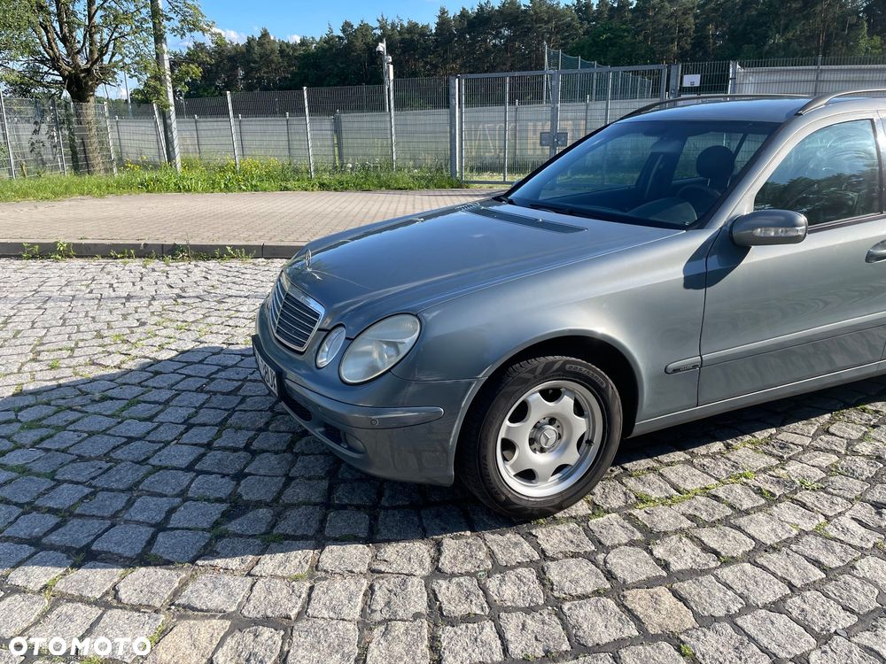 Mercedes-Benz Klasa E 280 CDI T Classic - 10