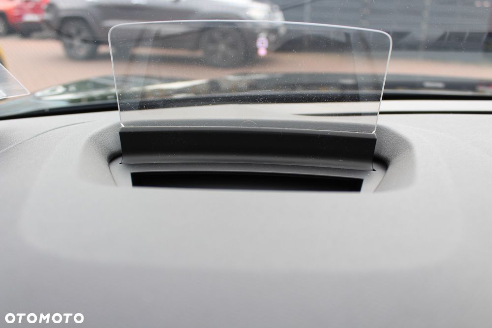 Citroën C4 1.2 PureTech Shine S&S - 15