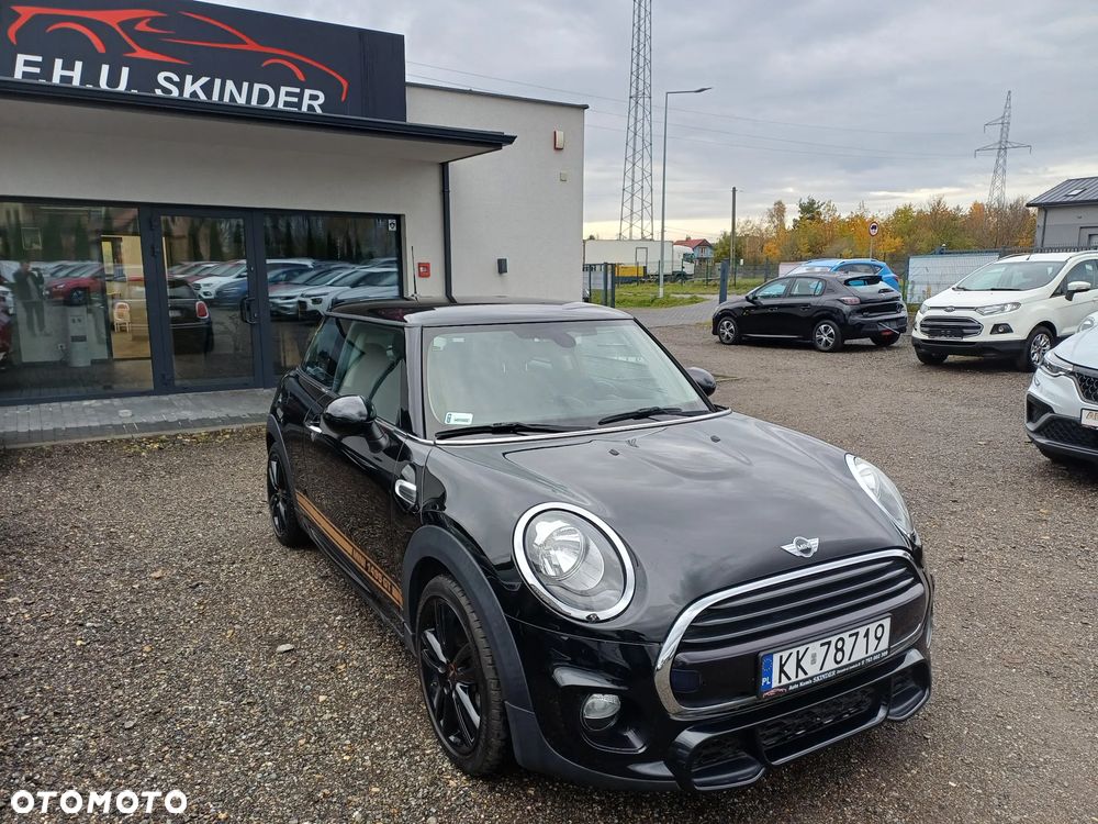 MINI Cooper John Works Trim - 9