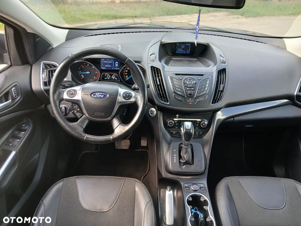 Ford Kuga 2.0 TDCi 4x4 Titanium - 3