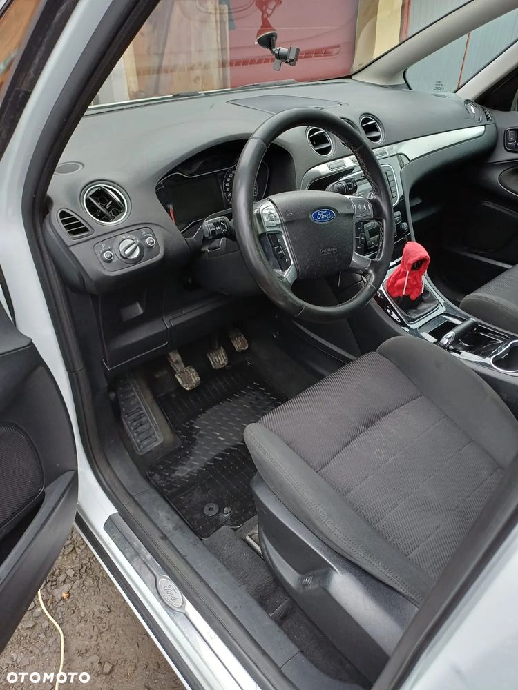 Ford S-Max 2.0 TDCi DPF Trend - 9